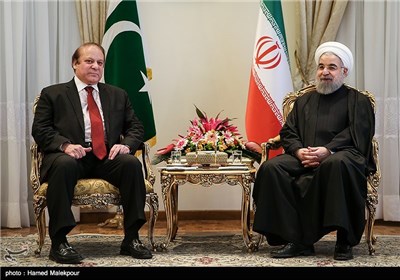 Pakistan Başbakanı Navaz Şerif ve İran Cumhurbaşkanı Hassan Ruhaninin Görüşü