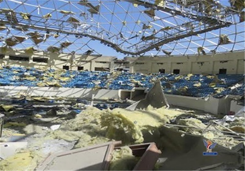 تخریب سالن‌های ورزشی یمن در حملات رژیم سعودی + تصاویر