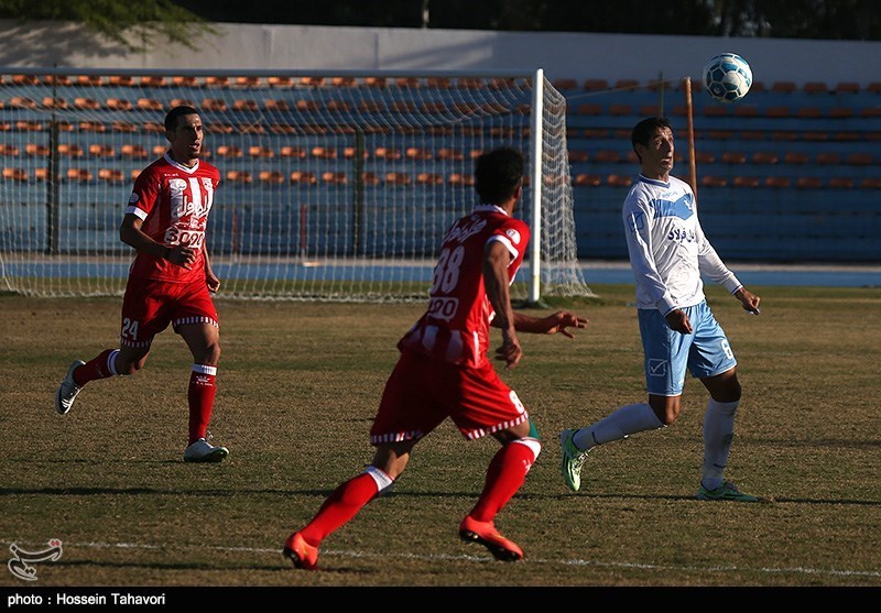 تیم فوتبال گیتی‌پسند با یک گل شهرداری اردبیل را شکست داد