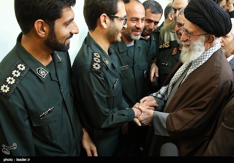 Photos: Iran's SL Ayat. Khamenei meets IRGC navy forces