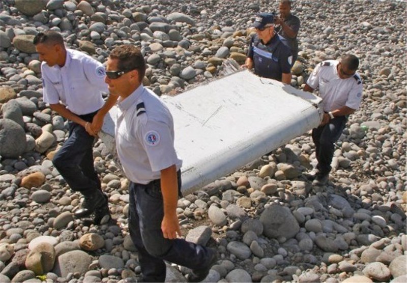 Thai, Malaysian Officials Investigate Whether New Debris Is from MH370