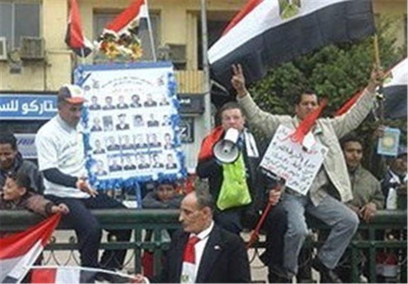 تجمع مردم مصر در میدان التحریر به مناسبت سالروز انقلاب