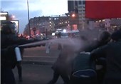 حمله پلیس فرانسه با گاز اشک‌آور به معترضان/ 58 نفر بازداشت و 41 نفر زخمی شدند