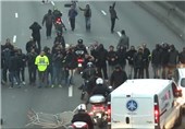 بازداشت 20 راننده تاکسی و معلم در اعتراضات پاریس + عکس