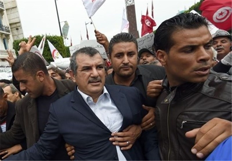 حمله نیروهای امنیتی تونس به تظاهرات کنندگان در &quot;سیدی بوزید&quot;