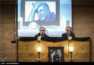 سخنرانی فرهاد توحیدی فیلمنامه‌نویس در مراسم یادبود مرحوم یدالله نجفی صدابردار سینما