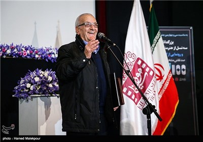 سخنرانی جلال مقامی در مراسم بزرگداشت سه نسل از هنرمندان دوبله ایران
