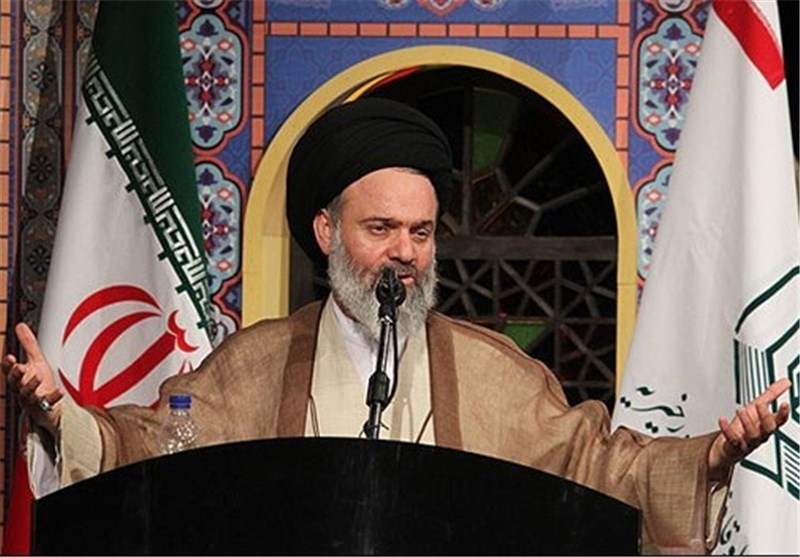 آیت‌الله حسینی بوشهری: فعالیت نیروهای جهادی و بسیجیان برای مردم تبیین شود