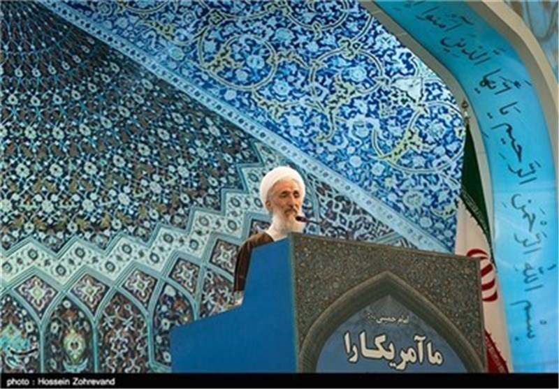 Cleric Cautions Iran’s Gov’t against Rise of Consumerism