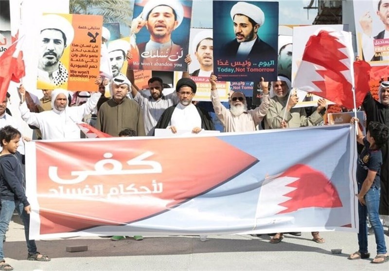Bahraini Clerics Vow to Push Ahead with Peaceful Protests