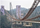 تصاویر/ مراحل ساخت طولانی‌ترین پل شیشه‌ای جهان