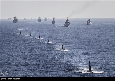 Parade Marks End of Iran’s Navy Drill