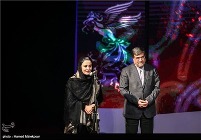 سخنرانی مریلا زارعی در مراسم افتتاحیه سی و چهارمین جشنواره فیلم فجر