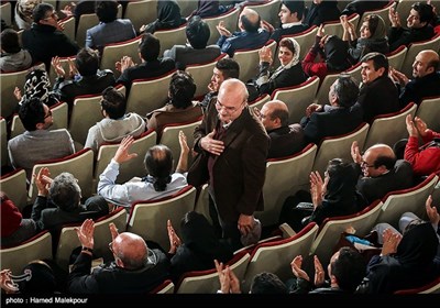 ایرج طهماسب در مراسم افتتاحیه سی و چهارمین جشنواره فیلم فجر