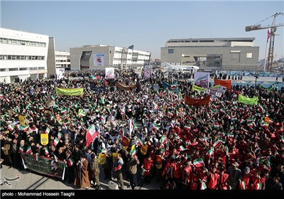 Beginning of Ten-Day Fajr Ceremonies Marked Across Iran