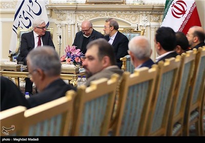 Germany’s Steinmeier Meets with Iran’s Speaker Larijani