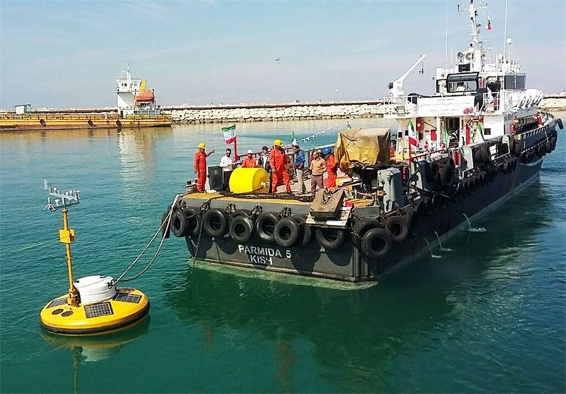 نخستین دستگاه بویه موج‌نگار در آب‌های ساحلی کیش راه‌اندازی شد