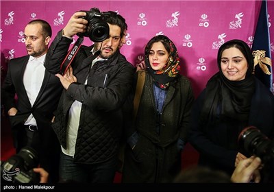 باران کوثری، پگاه آهنگرانی، حامد بهداد و احمد مهرانفر بازیگران فیلم سینمایی هفت ماهگی در سومین روز سی و چهارمین جشنواره فیلم فجر - برج میلاد