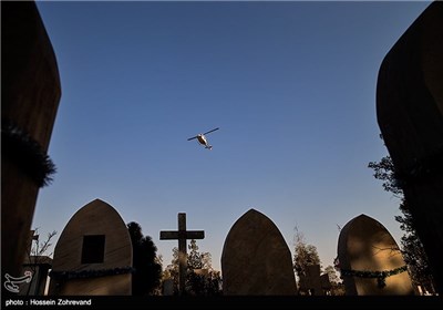 Iranian People Pay Tribute to Christian Martyrs