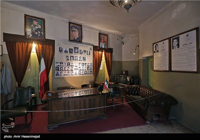 Brutality of Iran’s Toppled Shah Exhibited in Ebrat Museum