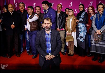 فرش قرمز فیلم سینمایی رسوایی 2 به کارگردانی مسعود ده‌نمکی در پنجمین روز سی و چهارمین جشنواره فیلم فجر - برج میلاد