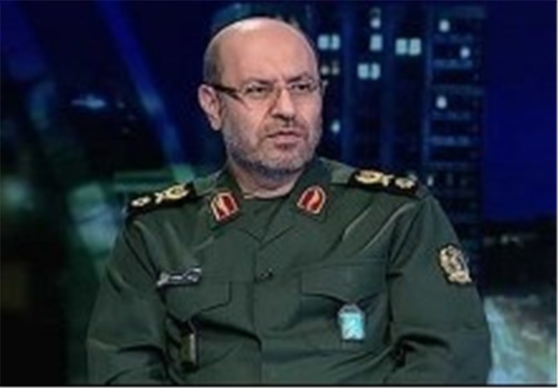 وزیر دفاع از دانشگاه تحصیلات تکمیلی علوم پایه زنجان بازدید کرد