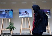 برپایی نمایشگاه خیریه آثار بیماران اتیسم در ارومیه+فیلم
