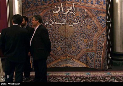 جشن انقلاب اسلامی در سفارت ایران در دمشق