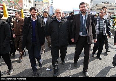 مهدی وکیل پور و پرویز داوودی اعضا ائتلاف اصولگرایان در راهپیمایی 22 بهمن - خیابان آزادی