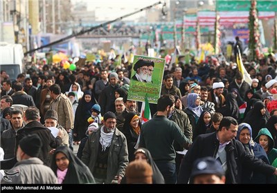 راهپیمایی 22 بهمن - خیابان آزادی