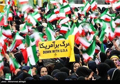 راهپیمایی 22 بهمن در تهران - میدان آزادی