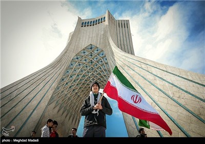 Rallies Held in Tehran in Celebration of Islamic Revolution Anniversary