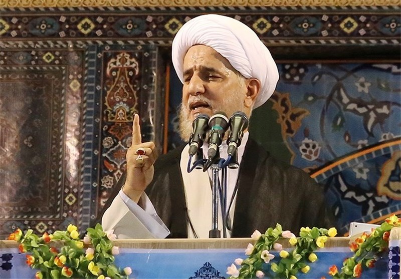 تحلیلگران غربی رهبری امام خامنه‌ای را سبب شکست نقشه‌های آمریکا در منطقه می‌دانند