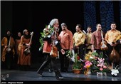 اجرای گروه خورشید در سومین روز جشنواره موسیقی فجر