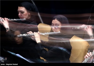 Iran’s National Orchestra Performs at Fajr Music Festival