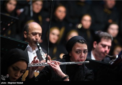 Iran’s National Orchestra Performs at Fajr Music Festival