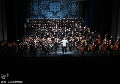 Iran’s National Orchestra Performs at Fajr Music Festival