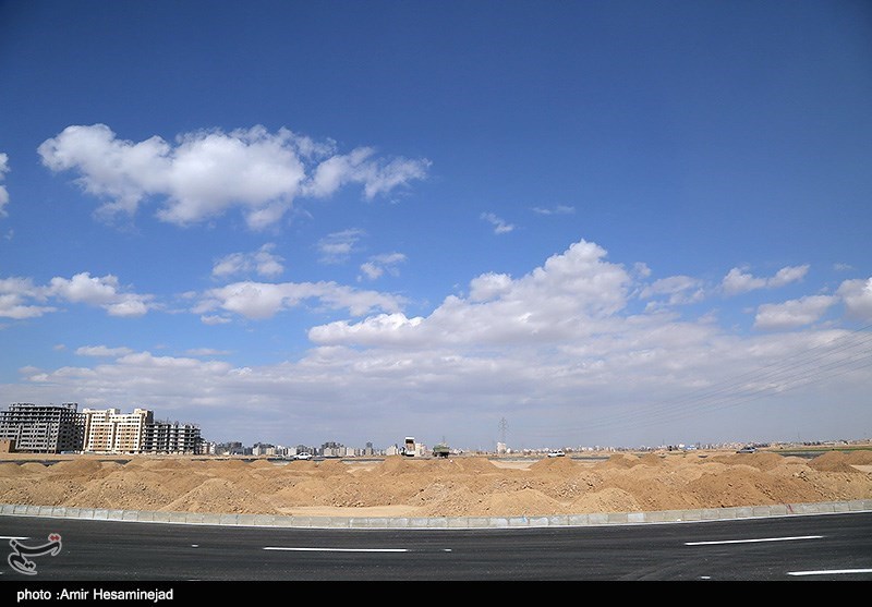 تاخیر در اجرا و بهره‌برداری پروژه‌های شهری مشهد قابل قبول نیست