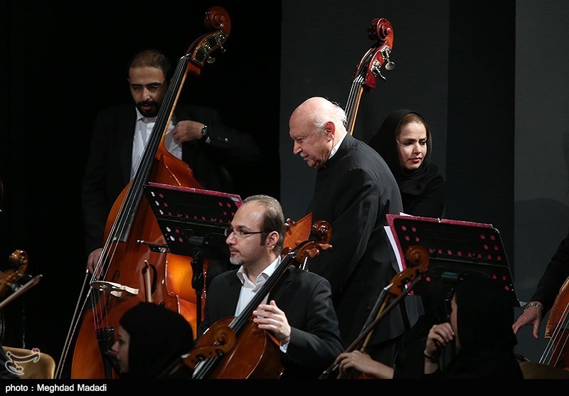 اجرای ارکستر ملی به رهبری فرهاد فخرالدینی در نهمین روز جشنواره موسیقی فجر