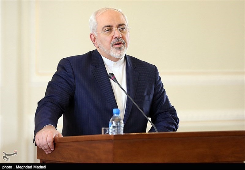 Zarif to Declare Iran’s Stances on Israeli Atrocities in OIC Meeting