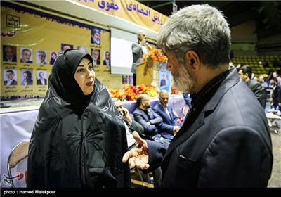 علی مطهری و مژگان آژیده در همایش انتخاباتی فهرست صدای ملت