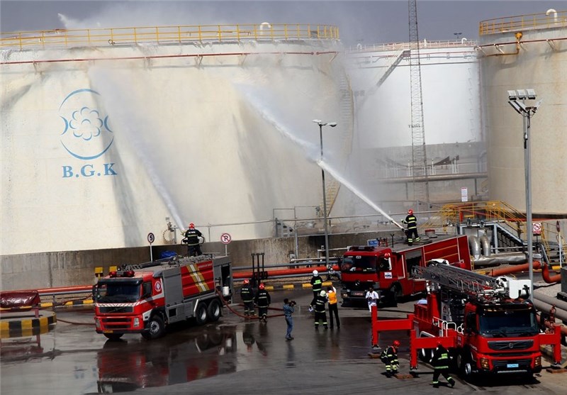 مانور بزرگ اطفای حریق و امداد و نجات در بندر نفتی خلیج فارس برگزار شد