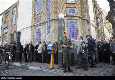 انتخابات دهمین دوره مجلس شورای اسلامی و پنجمین دوره مجلس خبرگان رهبری - مسجد لرزاده