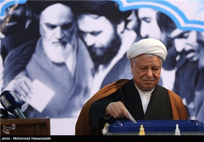 حضور آیت الله علی اکبر هاشمی رفسنجانی در انتخابات مجلس و خبرگان رهبری
