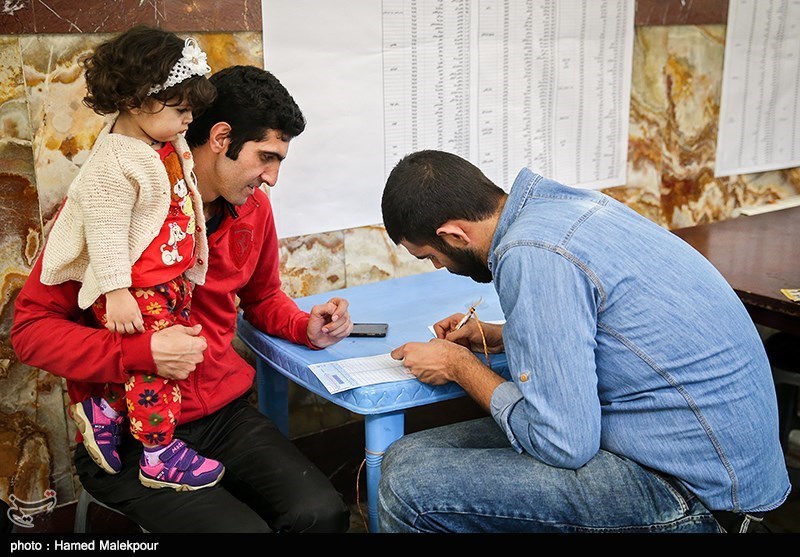 فرماندار مشهد: یک میلیون و 100 هزار مشهدی پای صندوق رای حاضر شده‌اند