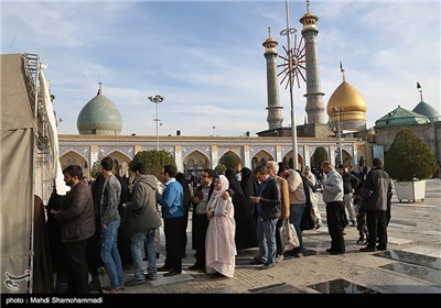 انتخابات دهمین دوره مجلس شورای اسلامی و پنجمین دوره مجلس خبرگان رهبری - حرم حضرت عبدالعظیم حسنی(ع)