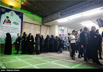 انتخابات مجلس و خبرگان رهبری در ساعات پایانی