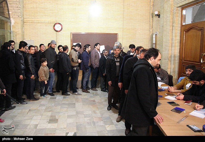 اخذ رای در شهرستان‌های مشهد، نیشابور و درگز تا ساعت 24 تمدید شد
