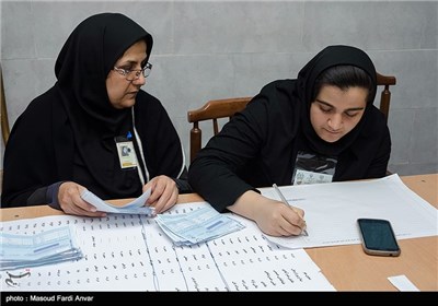 شمارش آرای انتخابات مجلس شورای اسلامی و خبرگان رهبری در تبریز