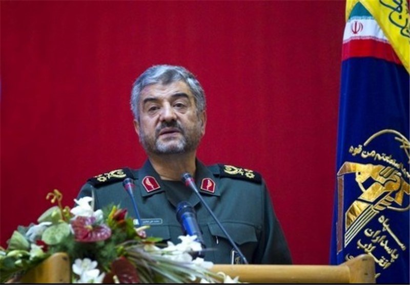 IRGC Chief Urges US to Stop Costly, Harmful Presence in Persian Gulf